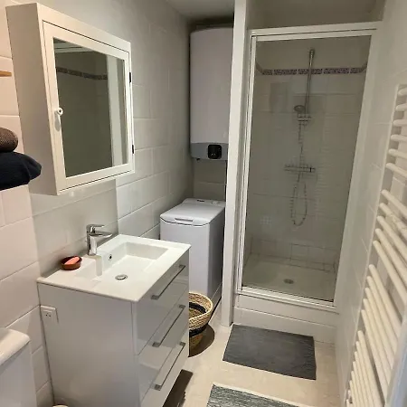 40m2 * Antony